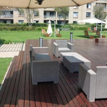 Emabheleni Executive Suites Westpoint Johannesburg Eksteriør billede