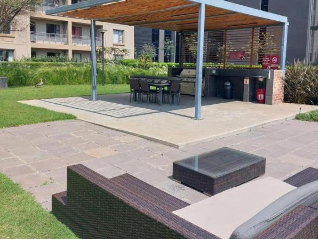 Emabheleni Executive Suites Westpoint Johannesburg Eksteriør billede