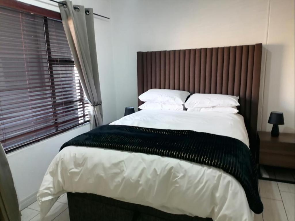 Emabheleni Executive Suites Westpoint Johannesburg Værelse billede