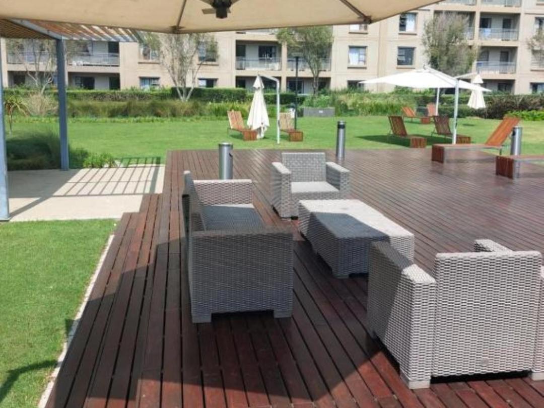 Emabheleni Executive Suites Westpoint Johannesburg Eksteriør billede