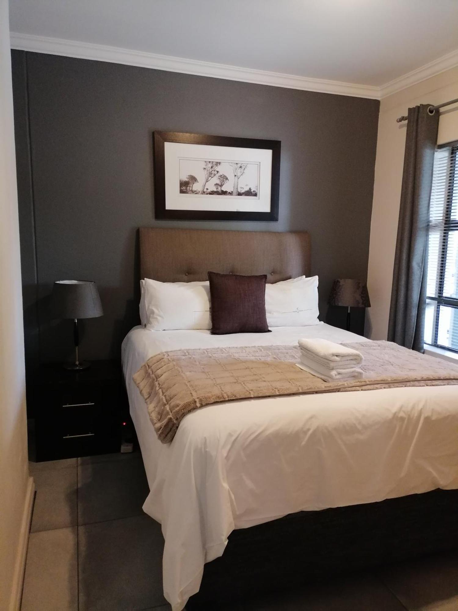 Emabheleni Executive Suites Westpoint Johannesburg Eksteriør billede